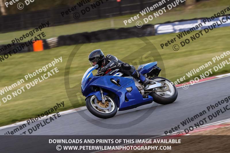 brands hatch photographs;brands no limits trackday;cadwell trackday photographs;enduro digital images;event digital images;eventdigitalimages;no limits trackdays;peter wileman photography;racing digital images;trackday digital images;trackday photos